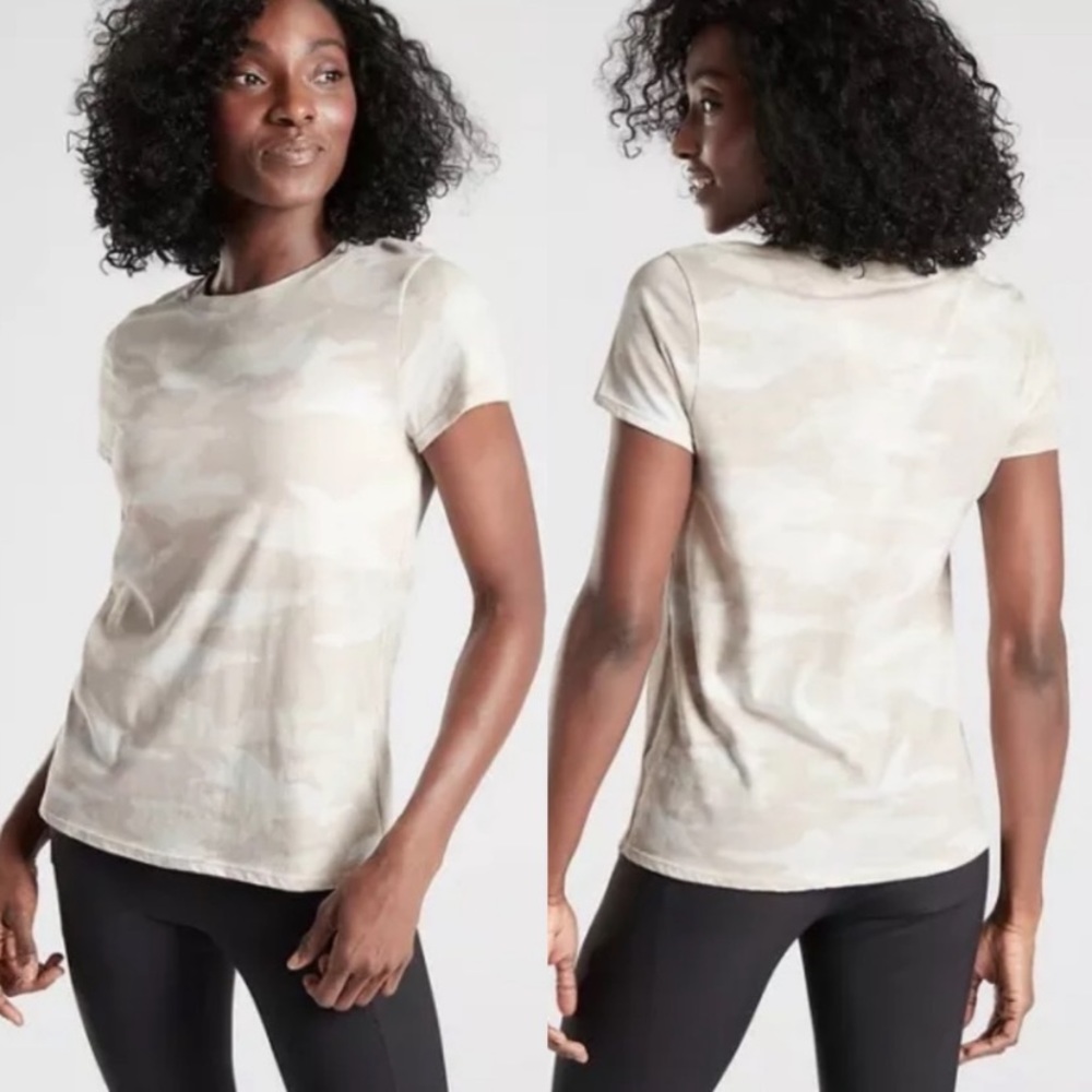Athleta Organic Daily Camo Crew Tee Size XS - Picture 1 of 8